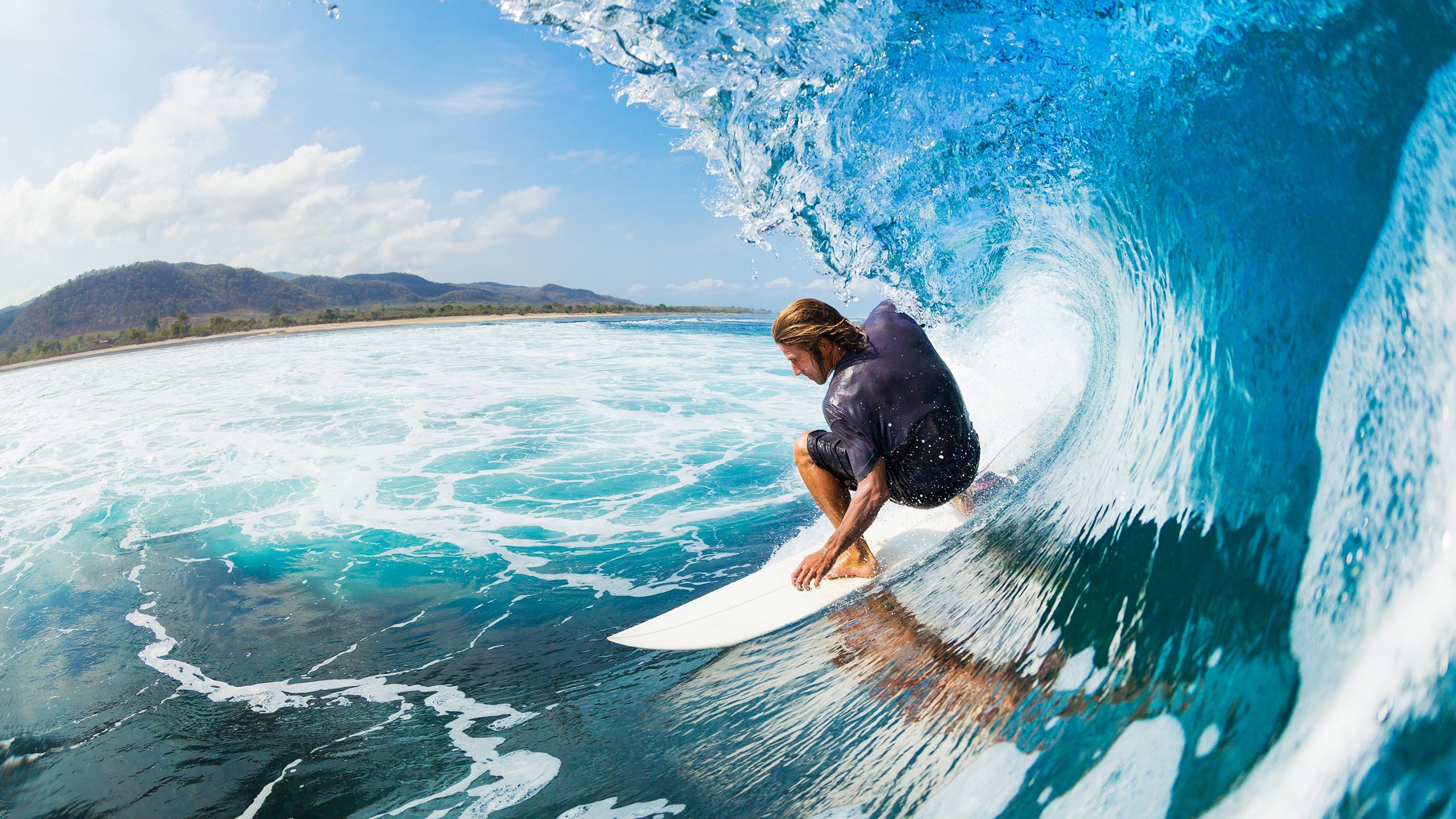 冬奥训练基地开放模拟雪道系统，冬奥训练场馆