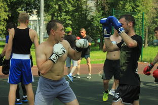 九游下载-拳击青训计划启动 关注青少年体能发展，拳击青少年重量级别划分